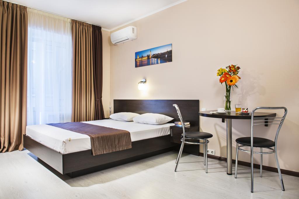 Flatlux Apartments Kiev Oda fotoğraf