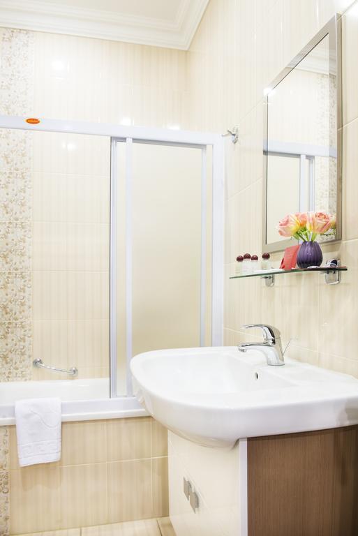 Flatlux Apartments Kiev Dış mekan fotoğraf