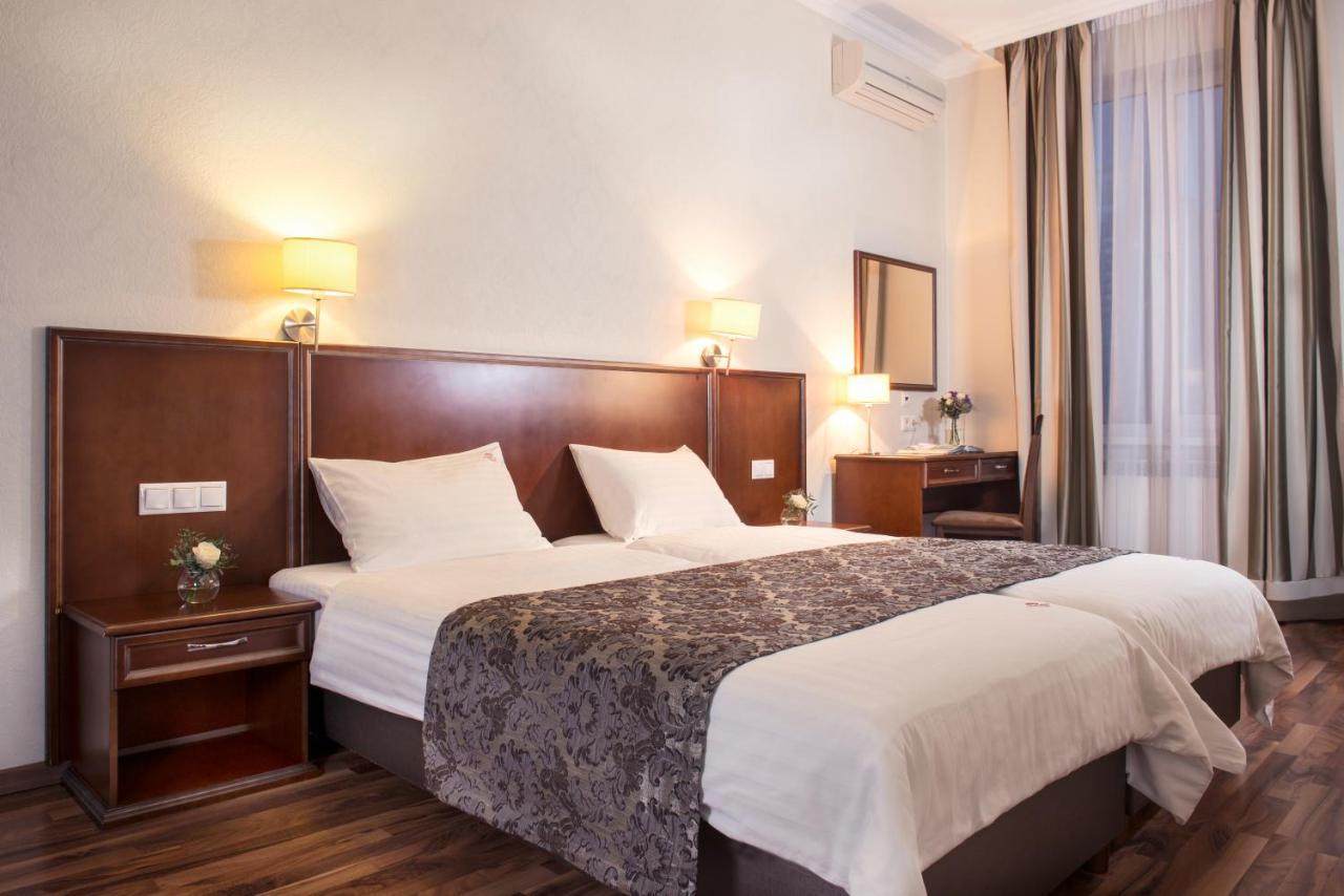 Flatlux Apartments Kiev Dış mekan fotoğraf